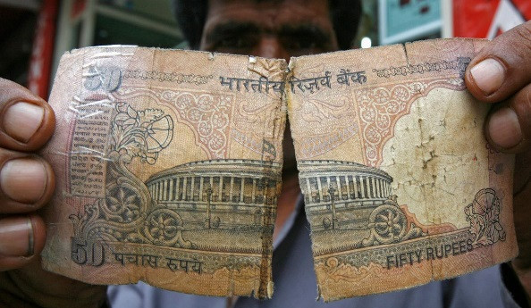 Exchange of Damage Currency Notes