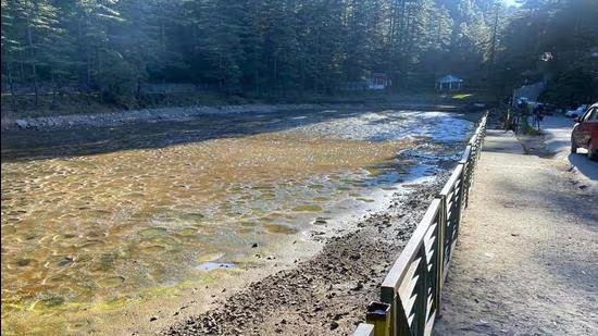 Dharamshala's Dal Lake is drying up again