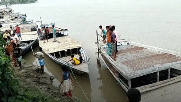 The dead body of the girl floated in Sukhani river