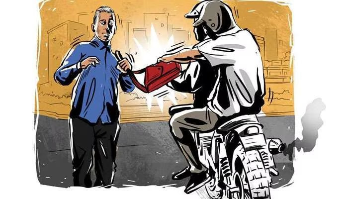 Bandhan bank employee robbed of huge cash, Chanchalya in Gwalpokhar