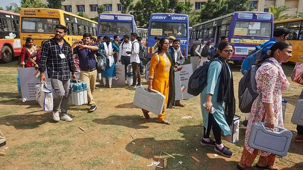 Assembly polls begin in Maharashtra