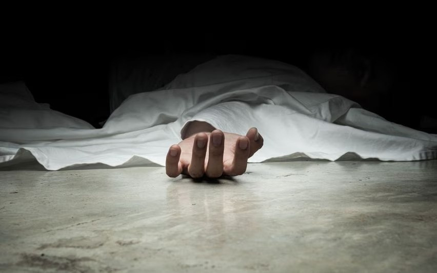 3 dead bodies were recovered from a hotel room in Jammu and Kashmir's Doda district