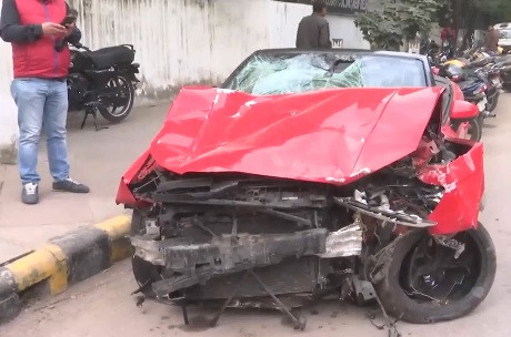 Two injured in accident