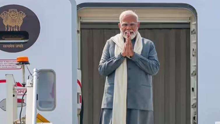 Prime Minister Narendra Modi emplanes for Paris, France