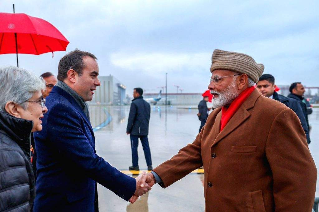 PM Modi receives a warm welcome upon his arrival