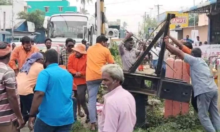 Train services disrupted after rail gate collapses in Dhatrigram