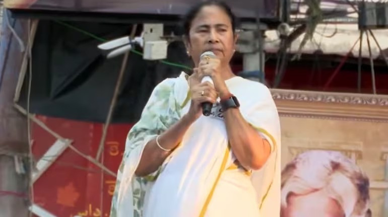 Mamata Banerjee slams DVC