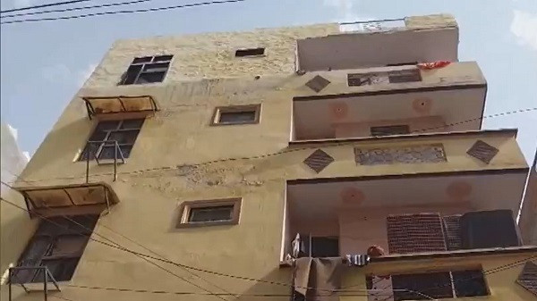 Building located in Delhi’s Bihari Colony, Shahdara that has tilted to one side