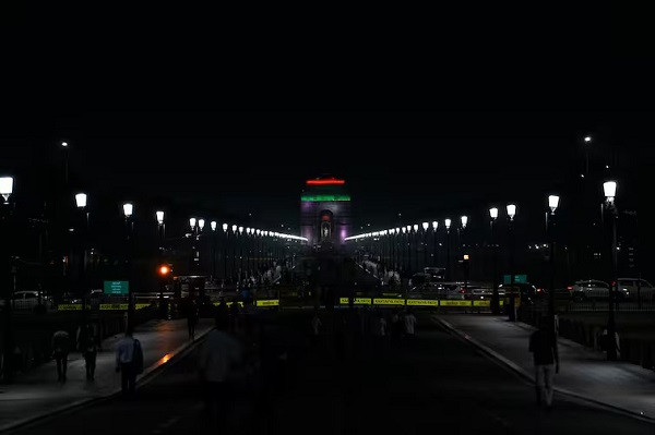 India Gate blacked out
