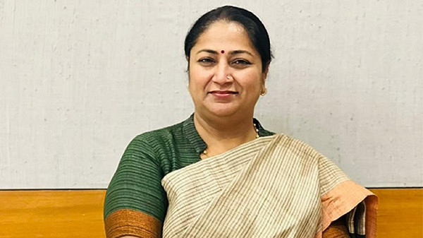 Delhi CM Rekha Gupta inspects Azadpur Mandi