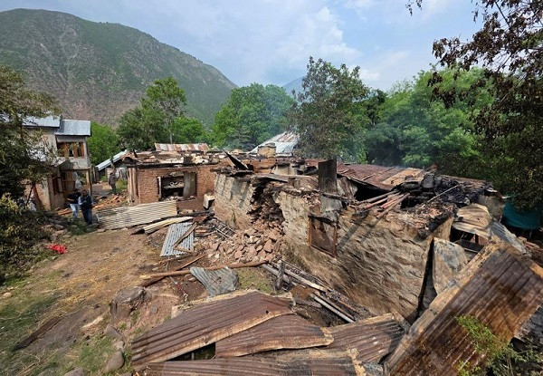 Several House Damaged in Border Area