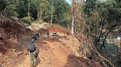 Maoist commander killed in police encounter