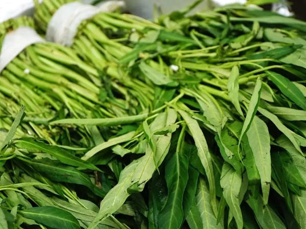 Kalmi Shak Health Benefits