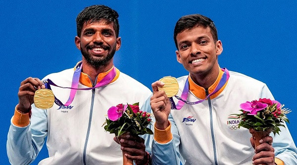 Chirag Shetty (right) and Satwiksairaj Rankireddy,Singapore Open 2025