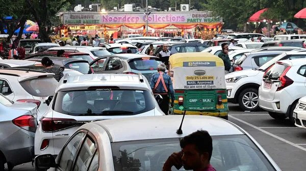 Nitin Gadkari announces FASTag Annual Pass