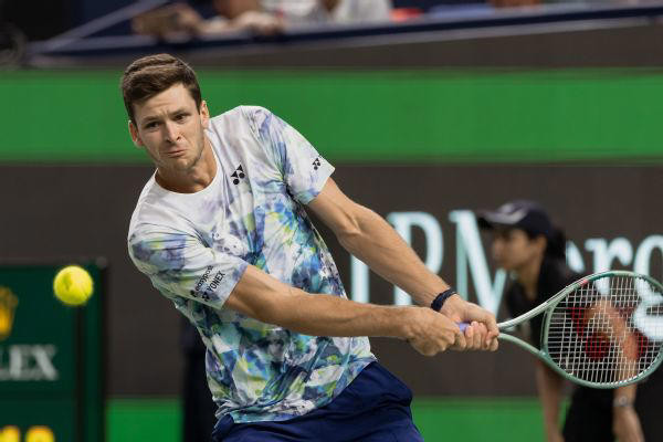 Injured Hubert Hurkacz withdraws from Wimbledon