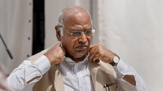 Congress President Mallikarjun Kharge to Visit Ahmedabad Crash Site Today