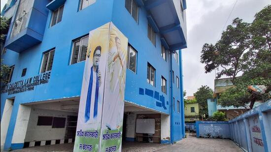 Police arrest law college security guard in Kasba case