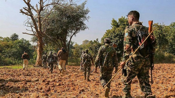 Five Naxals arrested with explosives in Bijapur