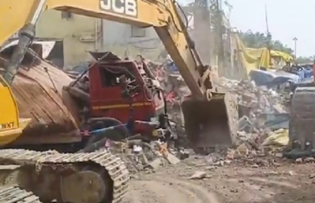 Delhi building collapse