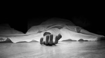 Bomb attack kill one  at  Nowda village