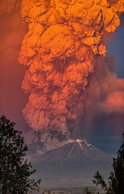 Klyuchevskoy eruption 2025