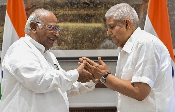 Mallikarjun Kharge  meets Jagdeep Dhankhar