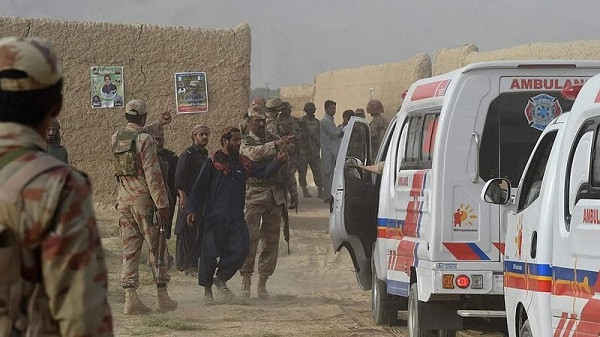 Gunmen Kill 9 Punjabi Passengers in Balochistan After Checking ID Cards