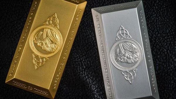 Gold and Silver Prices Trades Lower