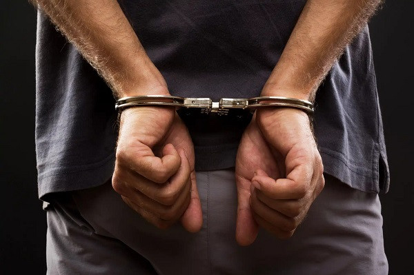 a bangladeshi arrests from kolkata