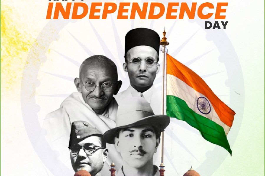 The ministry of petroleum and natural gas' poster for Independence Day