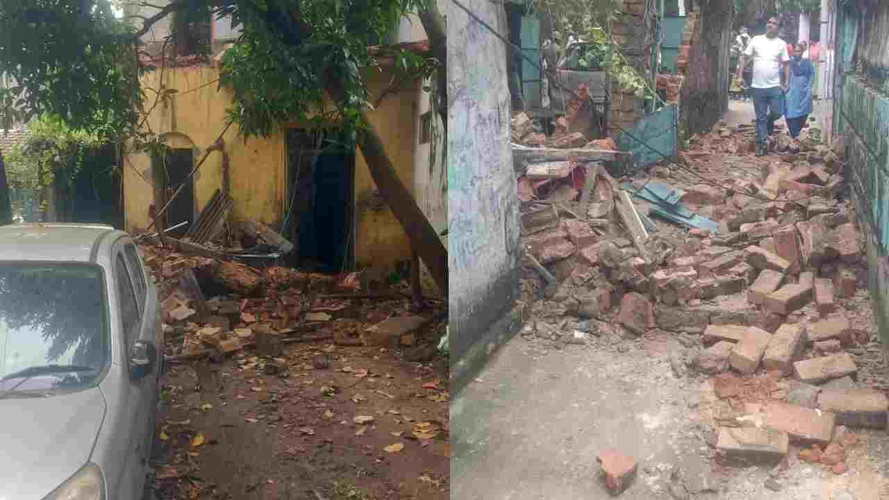 House collapses in Entally