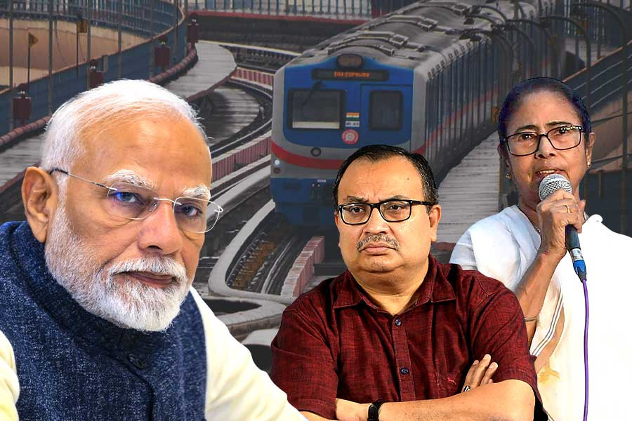 Kunal Ghosh's cannon surrounding the inauguration of the metro