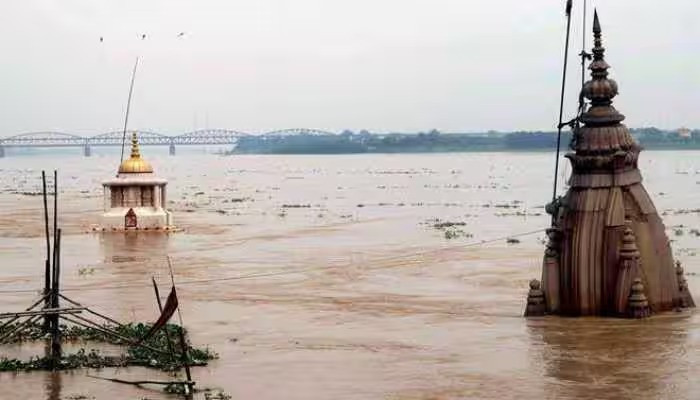 Varanasi Flood 2025