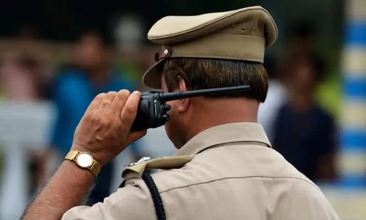 Car with three cops falls from bridge in Madhya Pradesh's Ujjain