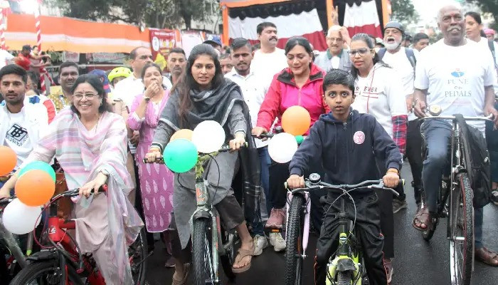 Cycle rally Pune for Narendra Modi birthday