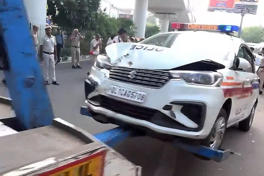 Delhi PCR Van Accident
