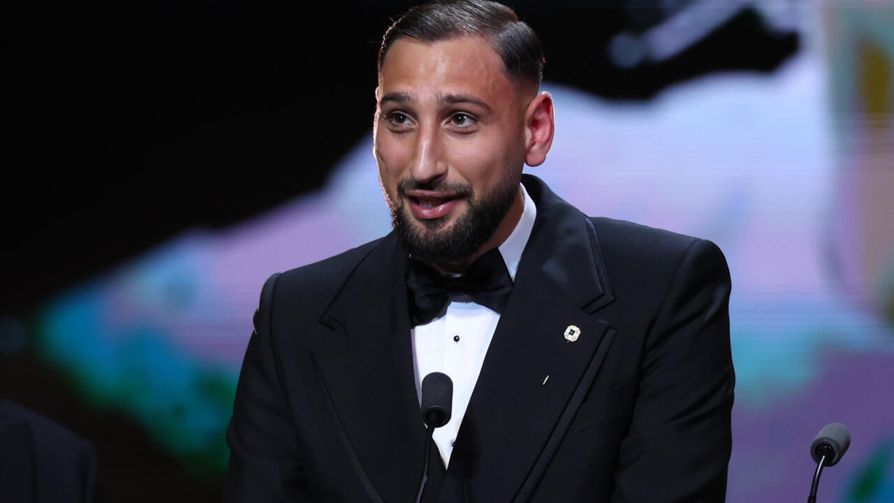 Gianluigi Donnarumma wins Yashin Trophy