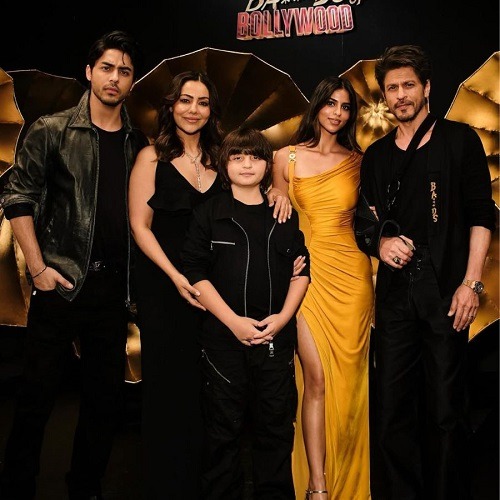 Shahrukh Khan with family