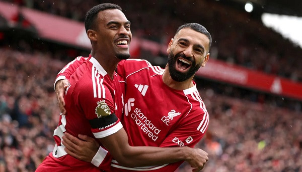 Liverpool beat Everton,Premier League