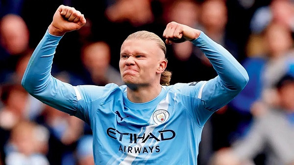 Manchester City’s Erling Haaland celebrates scoring vs Everton on Saturday