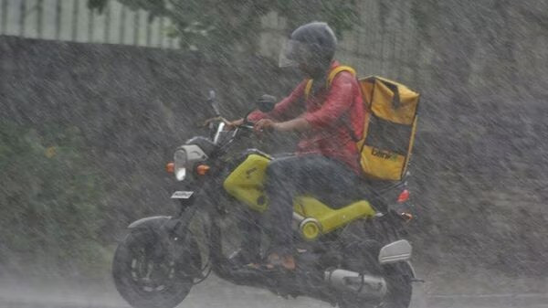 IMD cautions of severe weather in Odisha and Andhra Pradesh