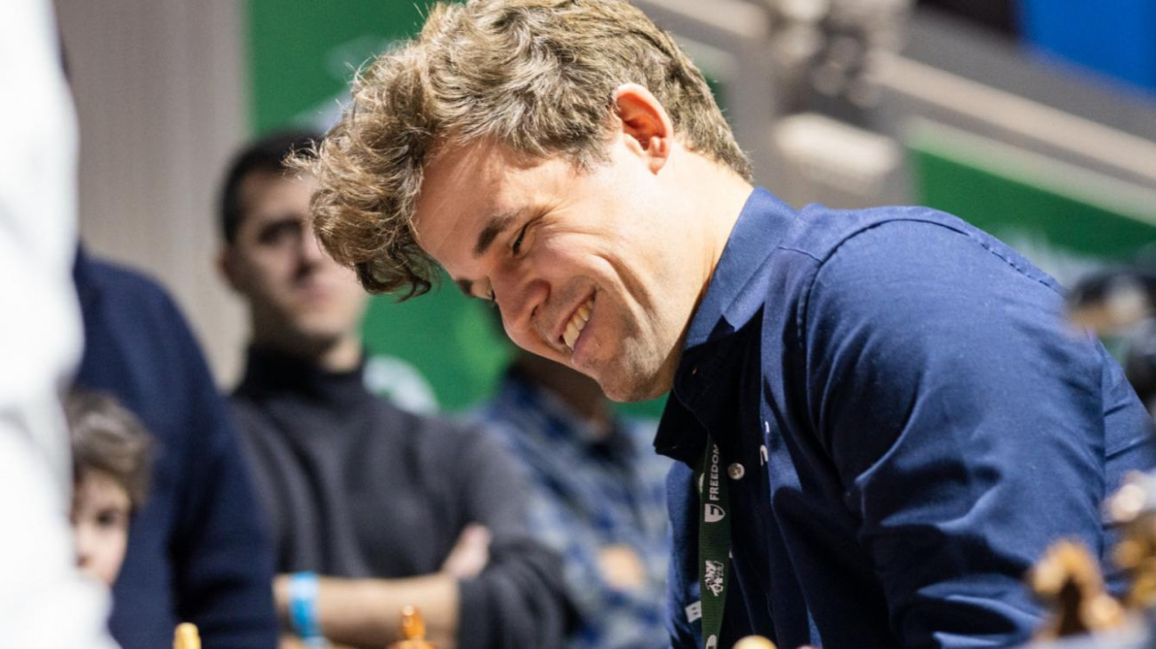 Magnus Carlsen will play the World Rapid & Blitz Championships in Doha