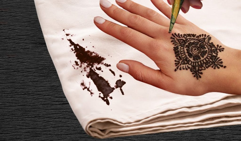 Mehndi Stains Removal Tips