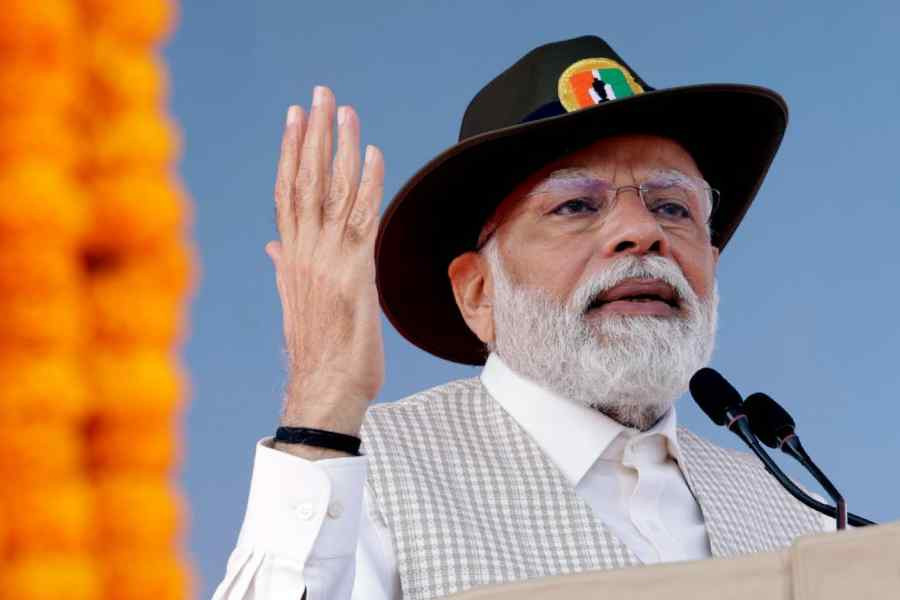 PM Narendra Modi extends greetings to Chhattisgarh