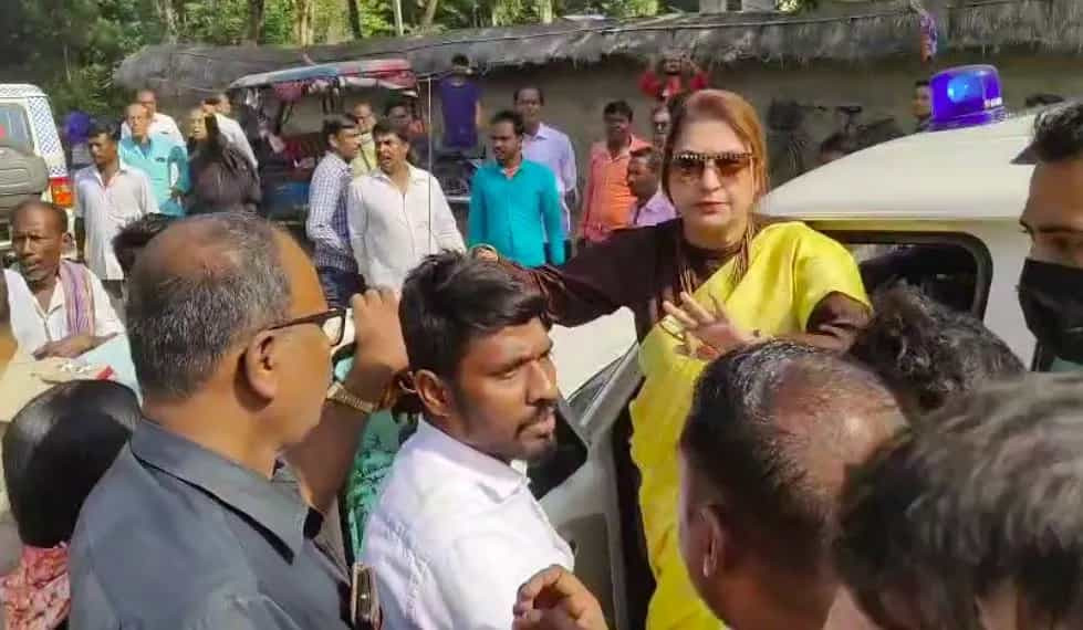 Trinamool's troubles ahead of the Satabdi