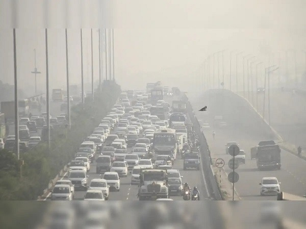 Delhi’s Air Quality Hits Emergency Levels