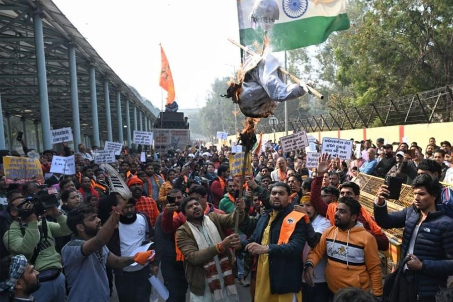 Police used batons to stop the protesters.
