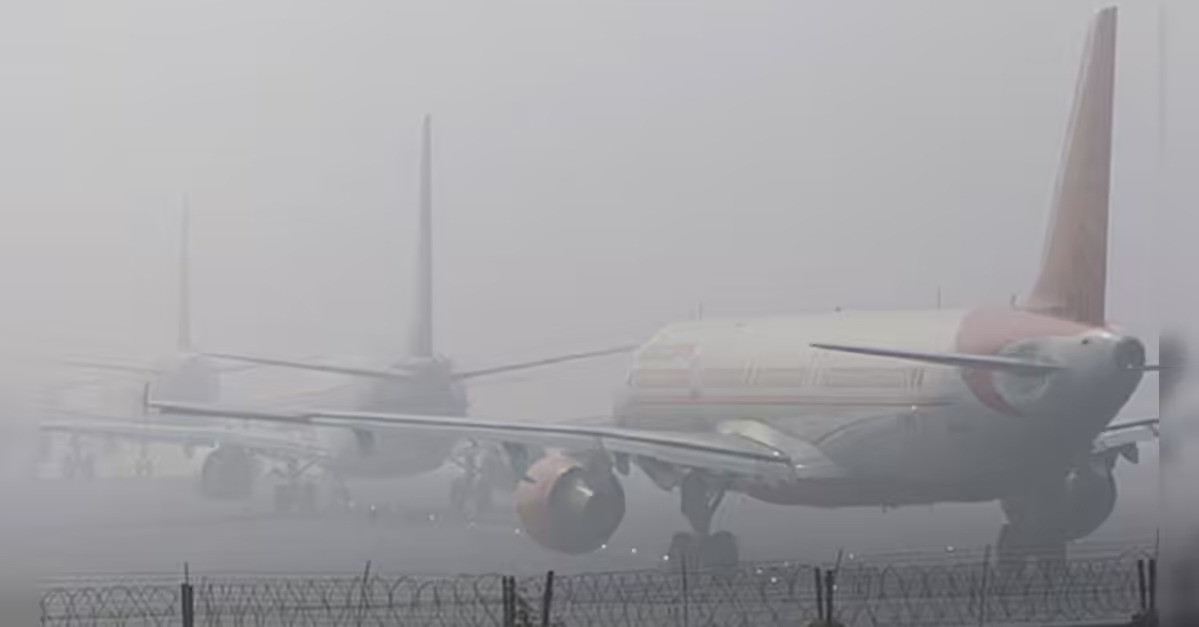 Delhi fog train and flight status