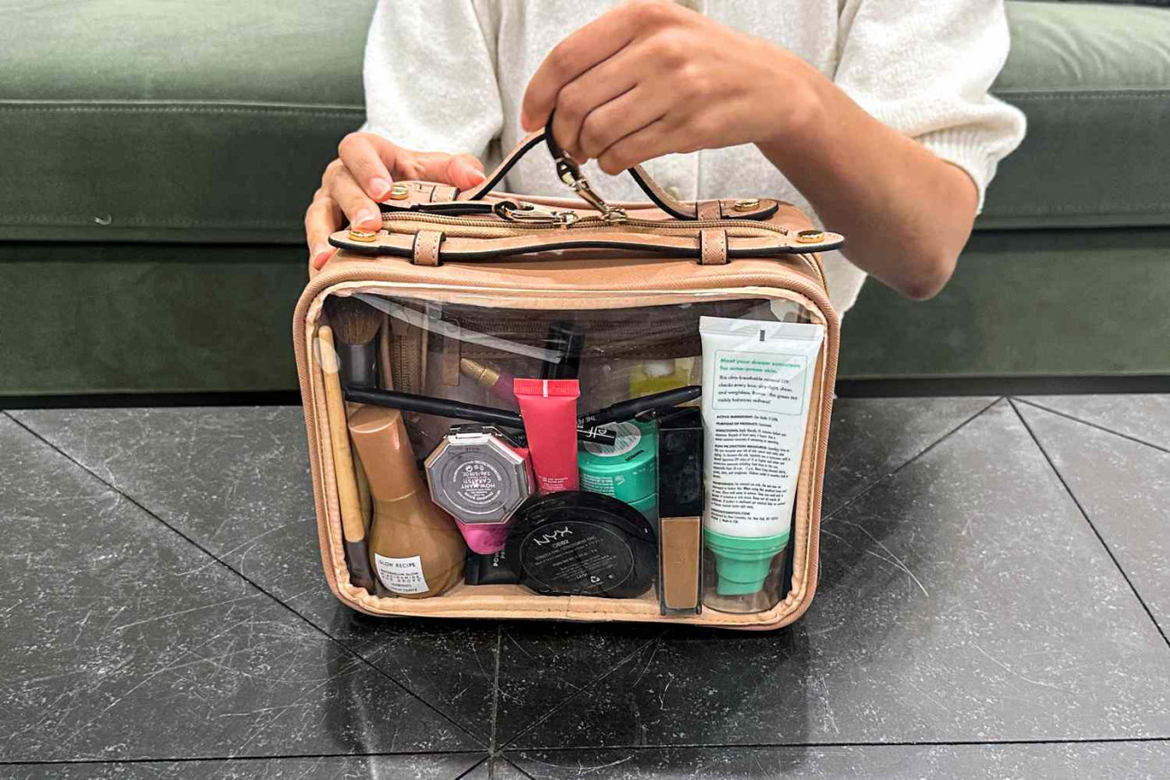 Must-Have Makeup for Your Travels